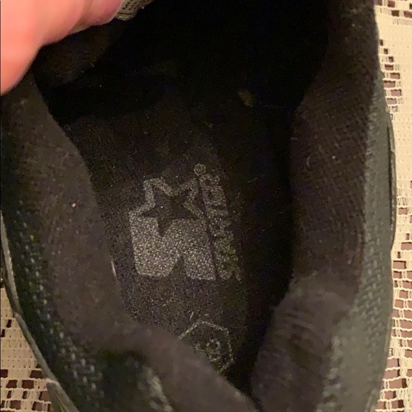 New black Starter tennis shoes - Picture 4 of 4